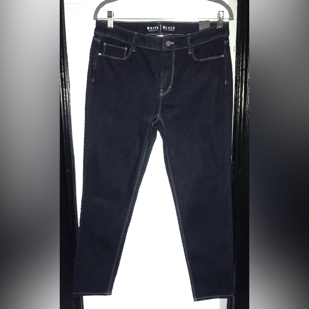 NWT White House Black Market Dark Wash Crop Jeans, Size 10